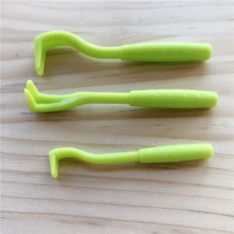 3PCS/SET Pet Flea Removal Tool Kit Plastic Scratching Hook Remover Pet Cat Dog Grooming Supplies Tick Removal Tool Tweezers Clip