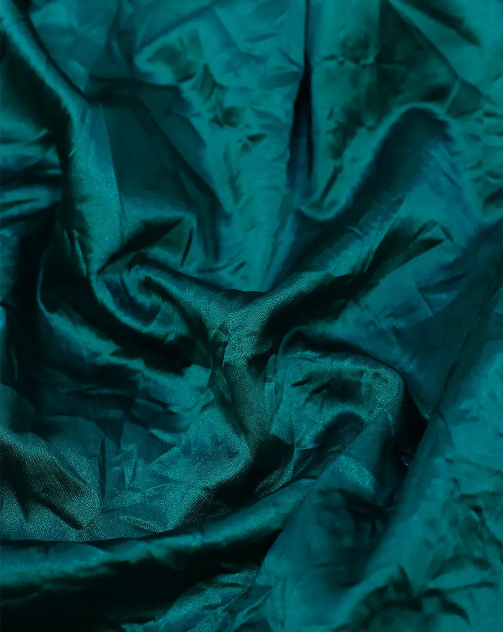 PEACOCK GREEN CRUSHED POLYESTER SATIN FABRIC