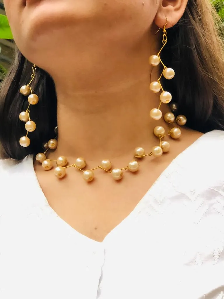 Pearl necklace set